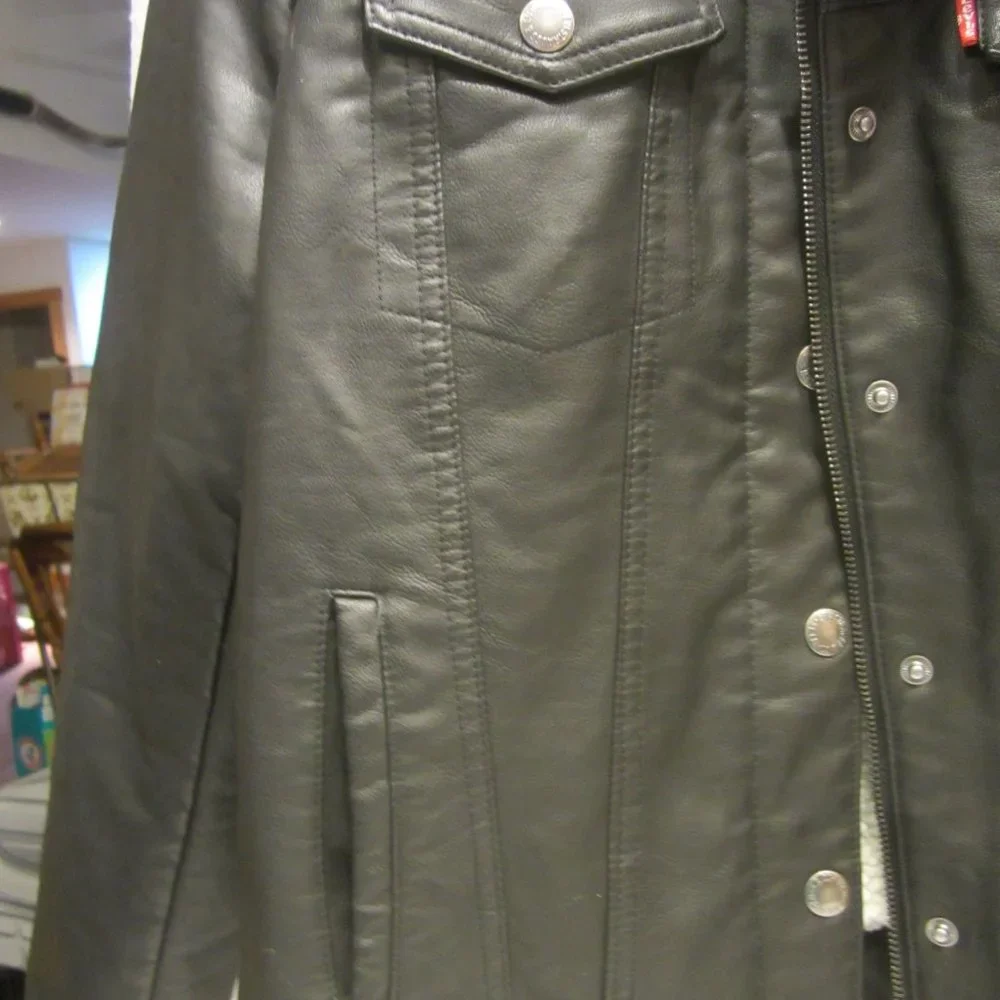 VTG LEVI STRAUS FAUX LEATHER TRUCKER JACKET, W/FAUX SHERPA LINING, LARGE - Picture 2 of 16
